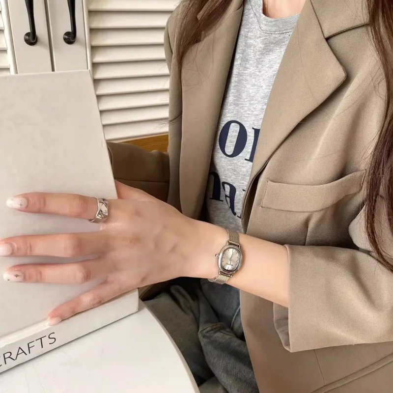 작은 타원형 다이얼 녹색 시계 간단한 스테인레스 스틸  - Minimalist Thin Watch 리뷰 및 가격